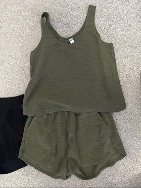 Old Navy lounge set medium